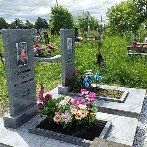 Простые памятники из Исетского камня