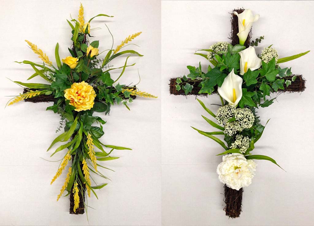 Крест с желтыми цветами