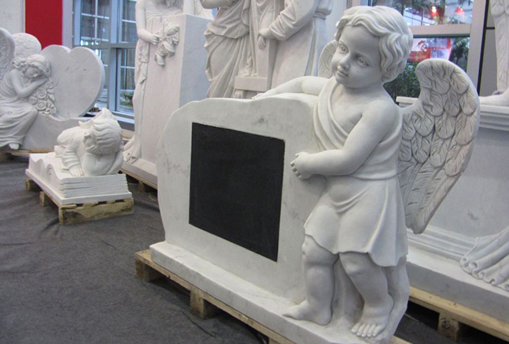 Ангелок из литьевого мрамора