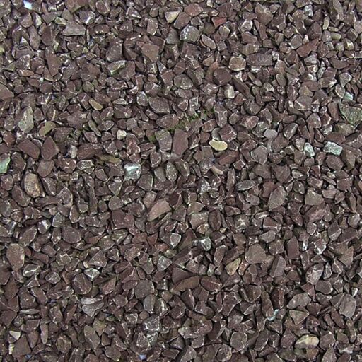 щебень бордовый на кладбище