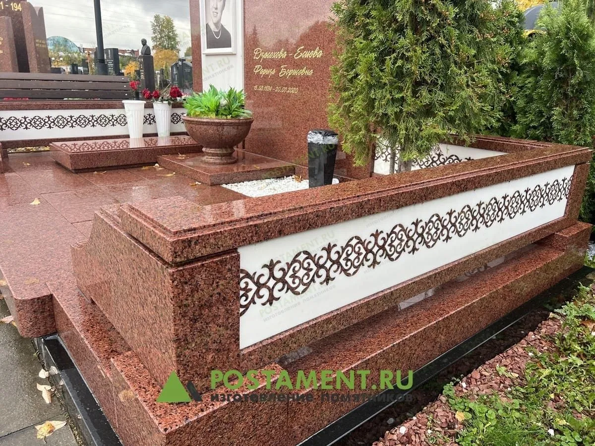 Мозаика в цоколе