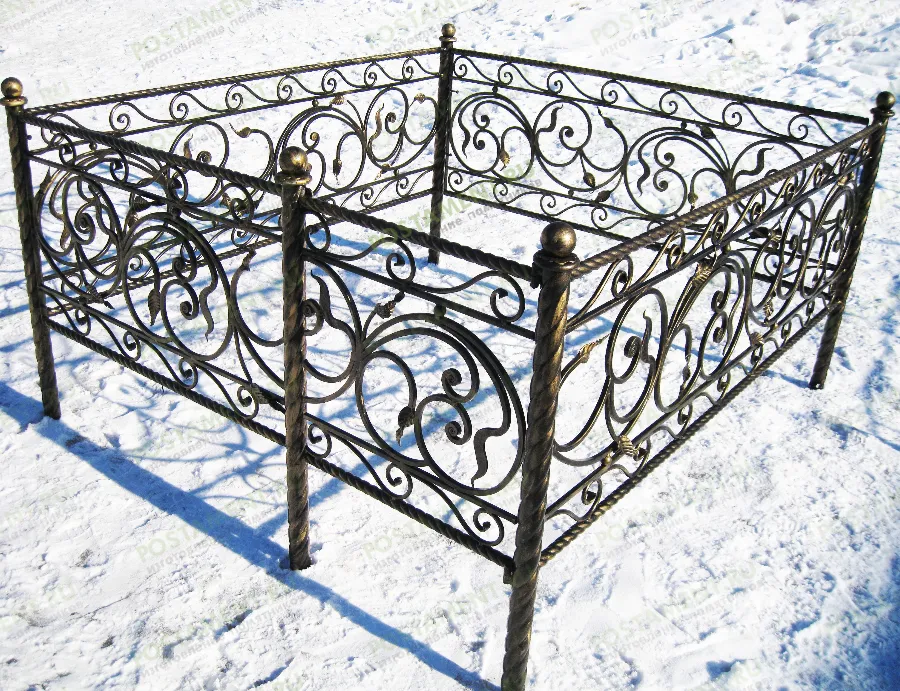 Кованая ограда дорогая