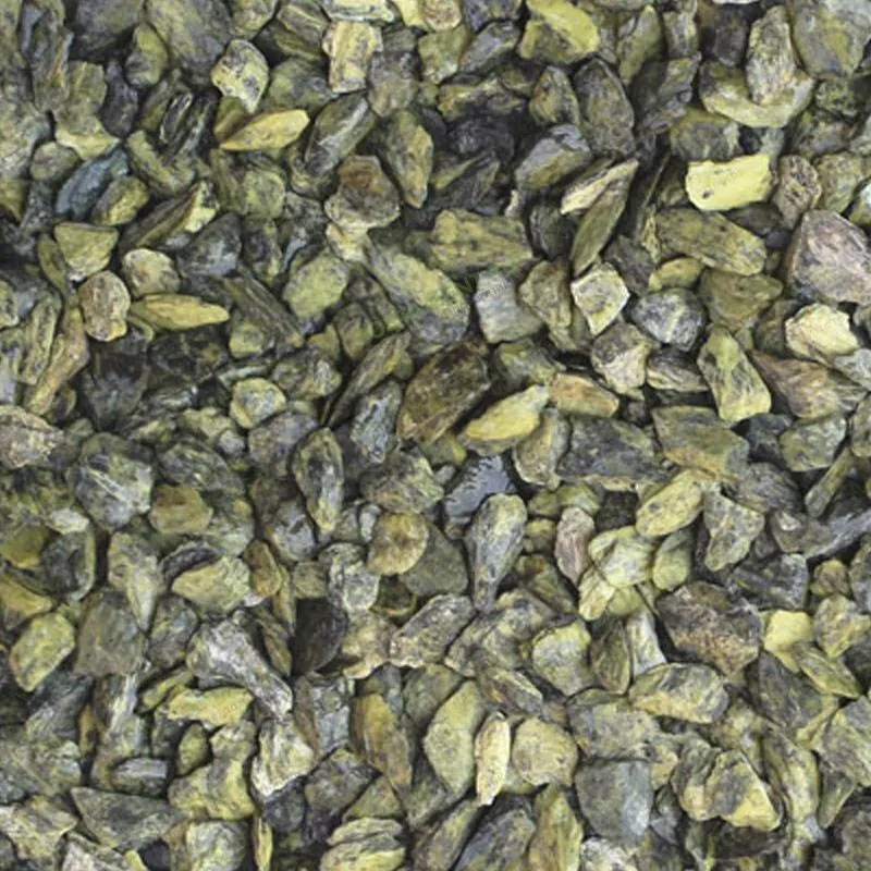 Щебень на могилу из зеленого гранита