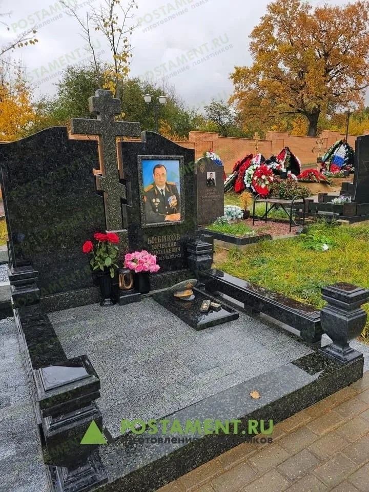 Комбинации разных гранитов