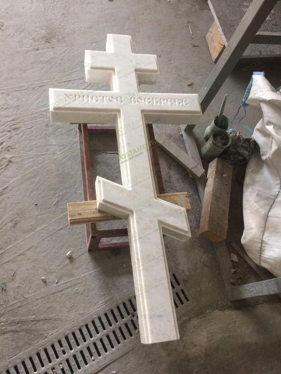 Крест из мрамора, фото с производства