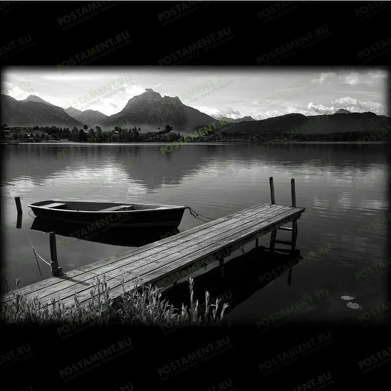 Гравировка лодки на памятник из гранита