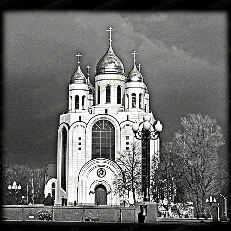 Собор Христа Спасителя на памятник