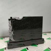 Памятник с тюльпанами и крестом № 17708