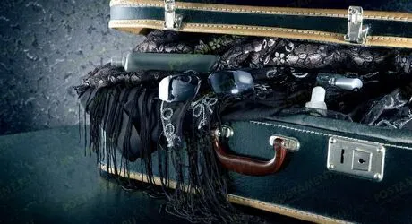 Что делать с личными вещами умершего: одеждой, фотографиями, украшениями