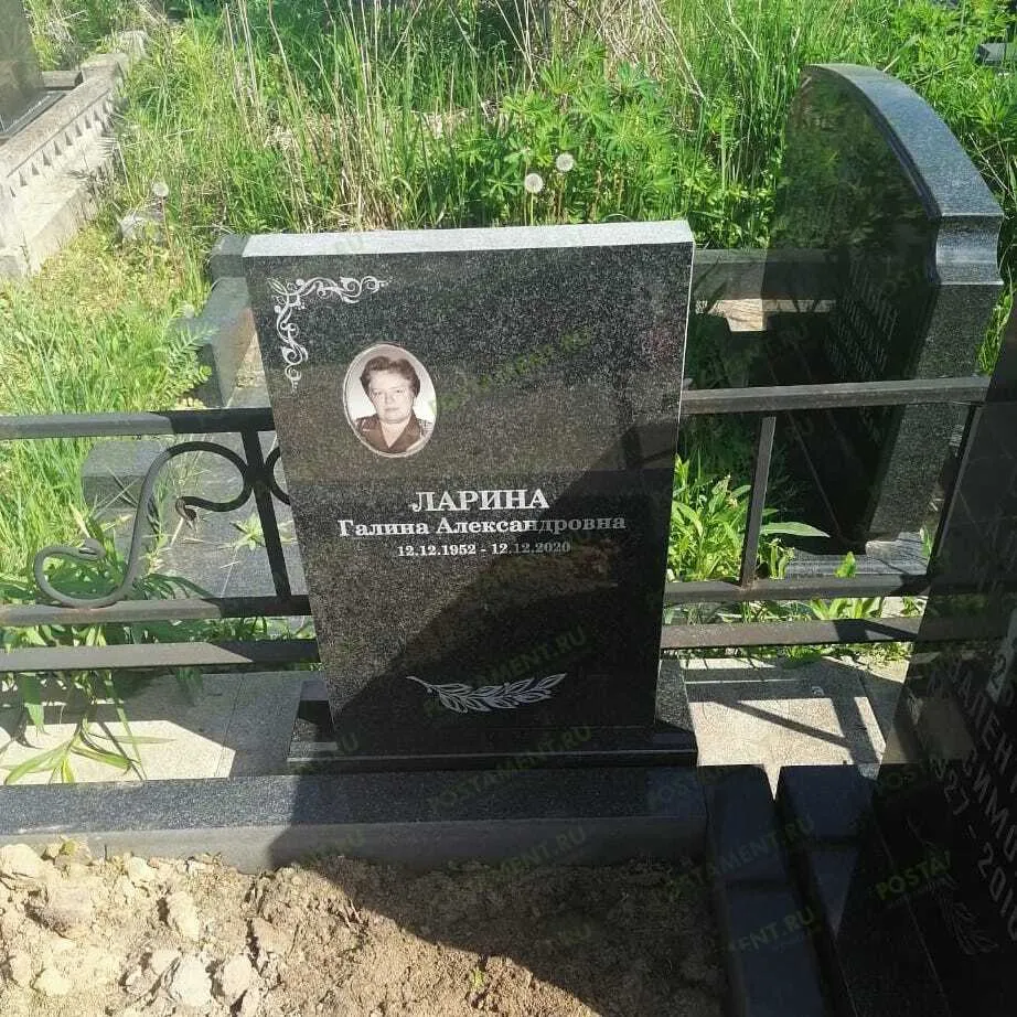 Памятник из гранита 60х40 с односторонней полировкой