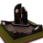 Угловой мемориальный комплекс № 18819