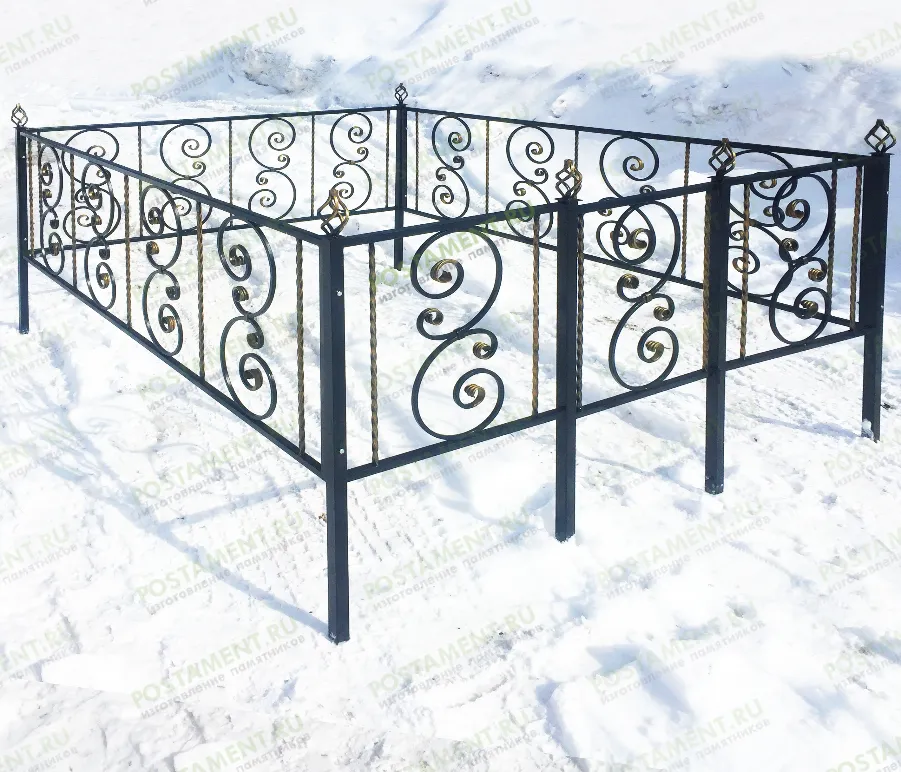 Кованая ограда на кладбище 34005
