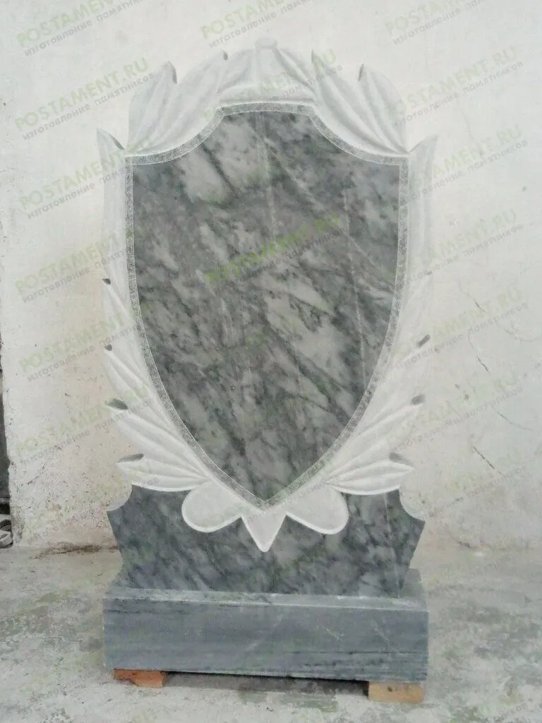 Памятник Щит из мрамора Уфалей