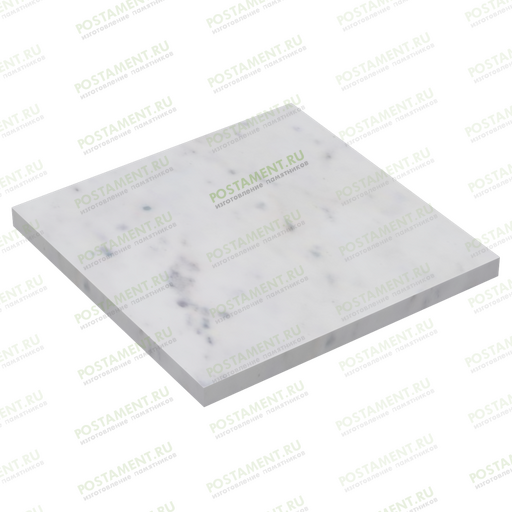 Белая плитка из мрамора Коелга на кладбище