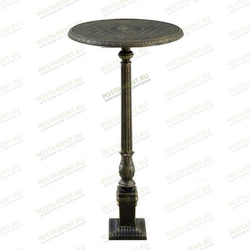 Столик круглый чугунный на кладбище 82964
