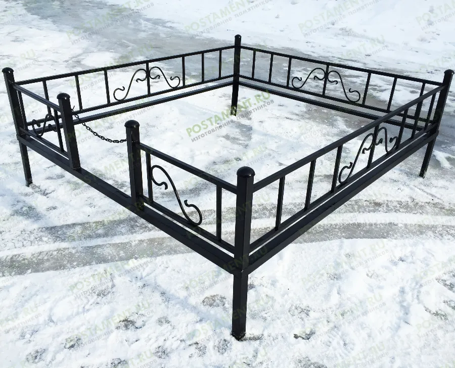 Кованая ограда на кладбище 34004