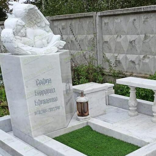 вставка на памятник из гранита в форме сердца