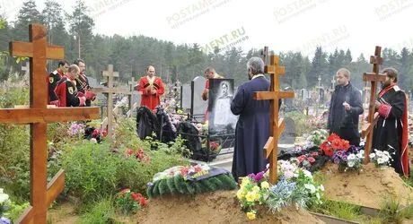 Песок на кладбище: зачем нужен и где его взять